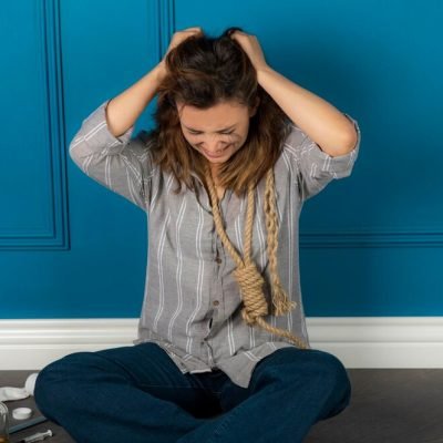 depressed-girl-crying-sitting-floor-high-quality-photo_2831-9515