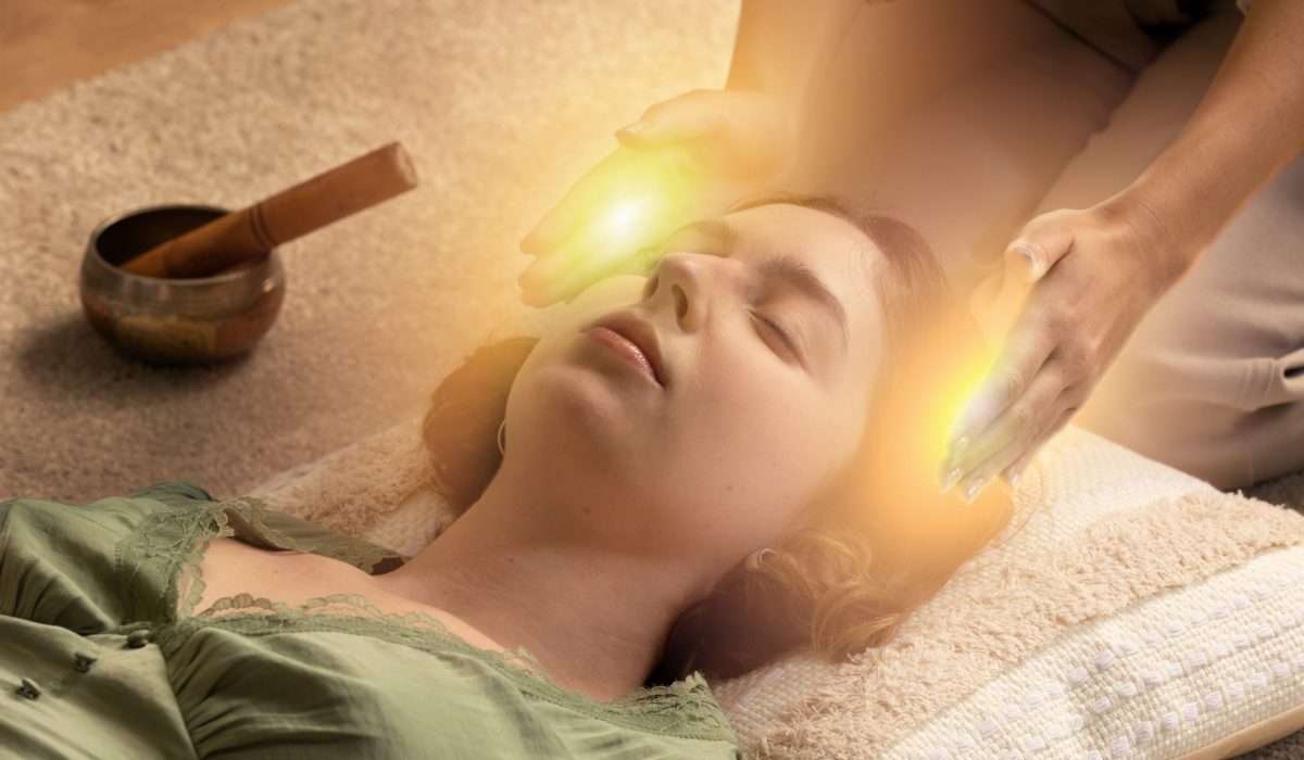 high-angle-therapist-helping-woman-heal (1)